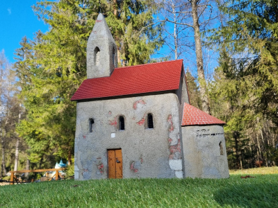 Modely / Kostol sv. Michala Archanjela v Dražovciach